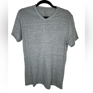 2013 GAP Heather Gray V-Neck Men's Tee